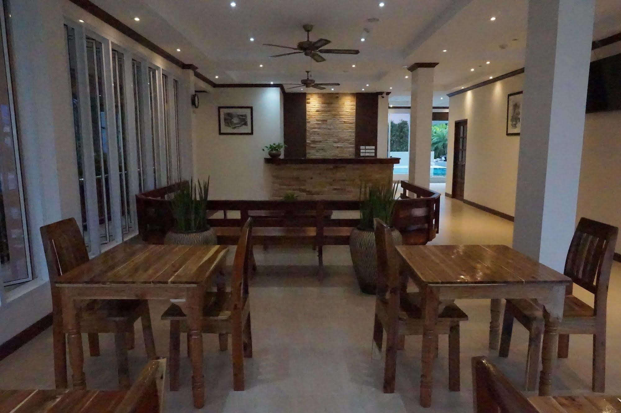 Hotel Snowhouse Aonang Krabi à Ao Nang Extérieur photo