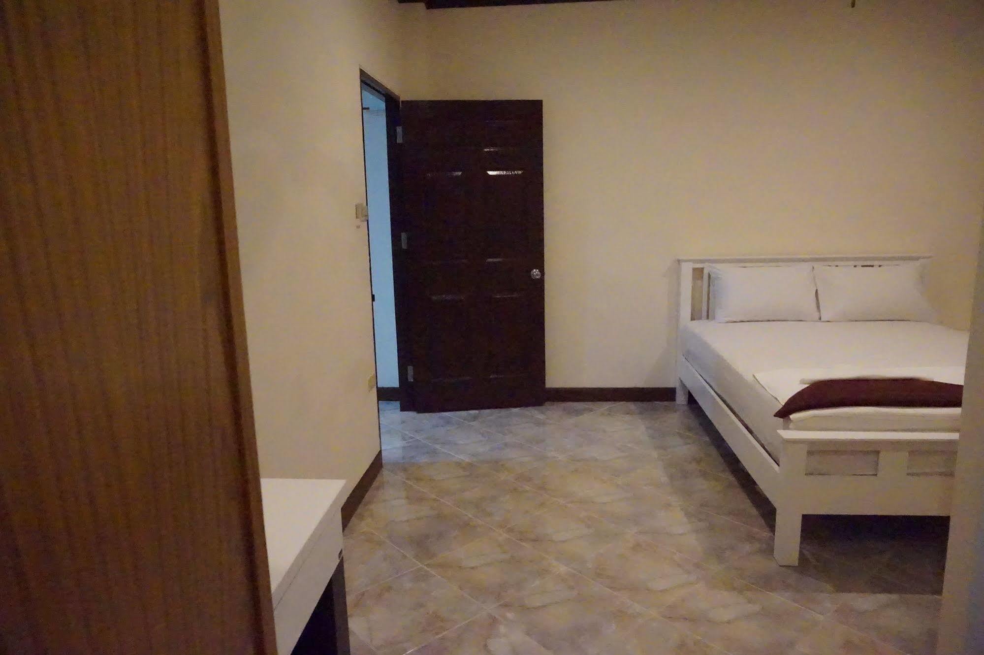 Hotel Snowhouse Aonang Krabi à Ao Nang Extérieur photo